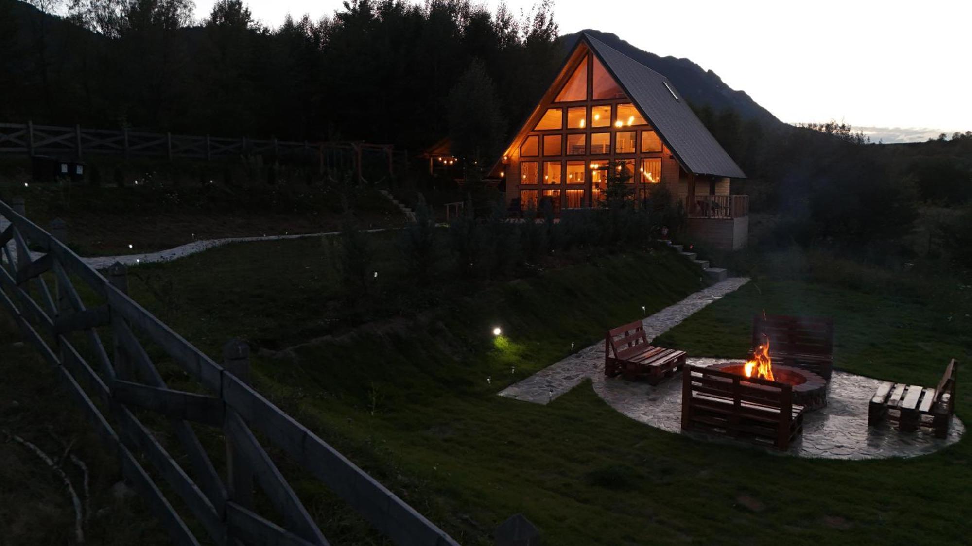 Cabana Timbernest Bran  Esterno foto